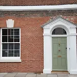 Loder House