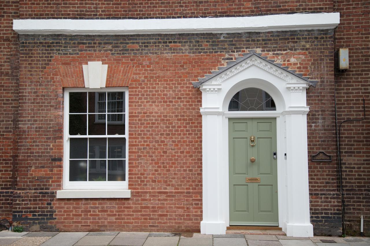 Loder House Bed & Breakfast 4*